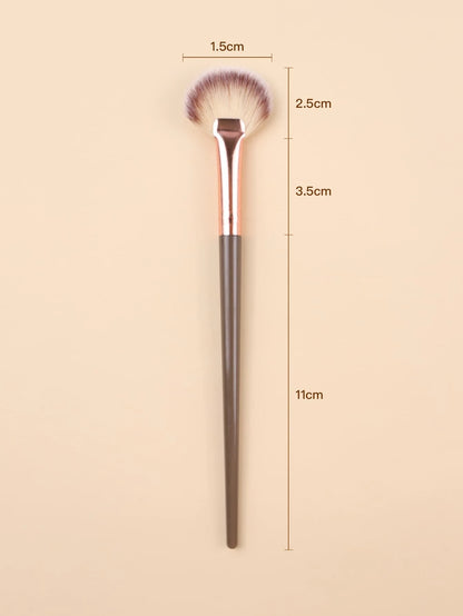 Single Brown Small Fan Shaped Contour Brush,Foundation Brush,Concealer Brush,Blush Brush,Contour Brush,Blush Brush,Bronzer Brush,Powder Brush,Foundation Brush,Blush Brush