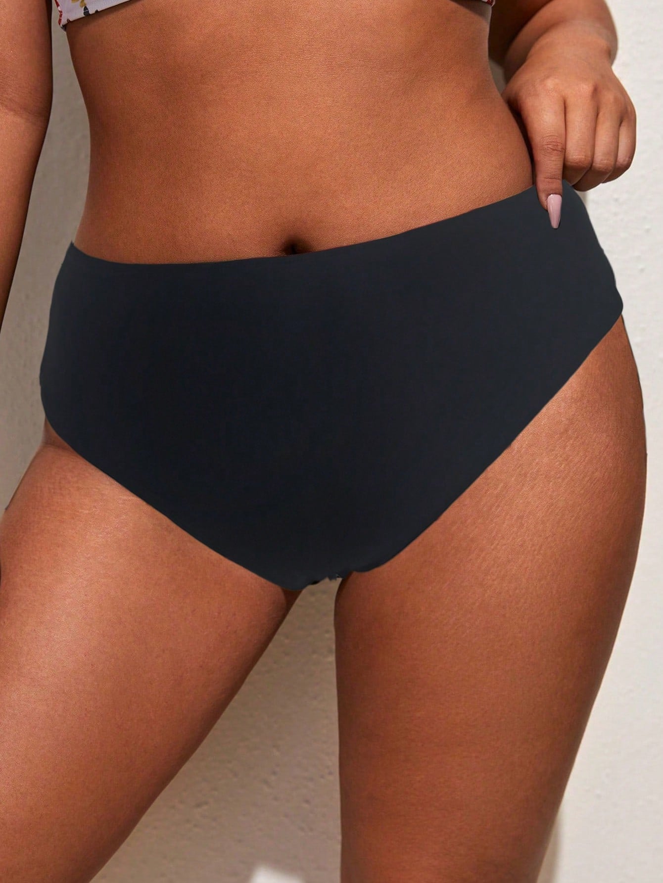 Slaydiva 2025 Plus Size Women Ruched Sexy Bikini Bottom Summer Thong Bikini