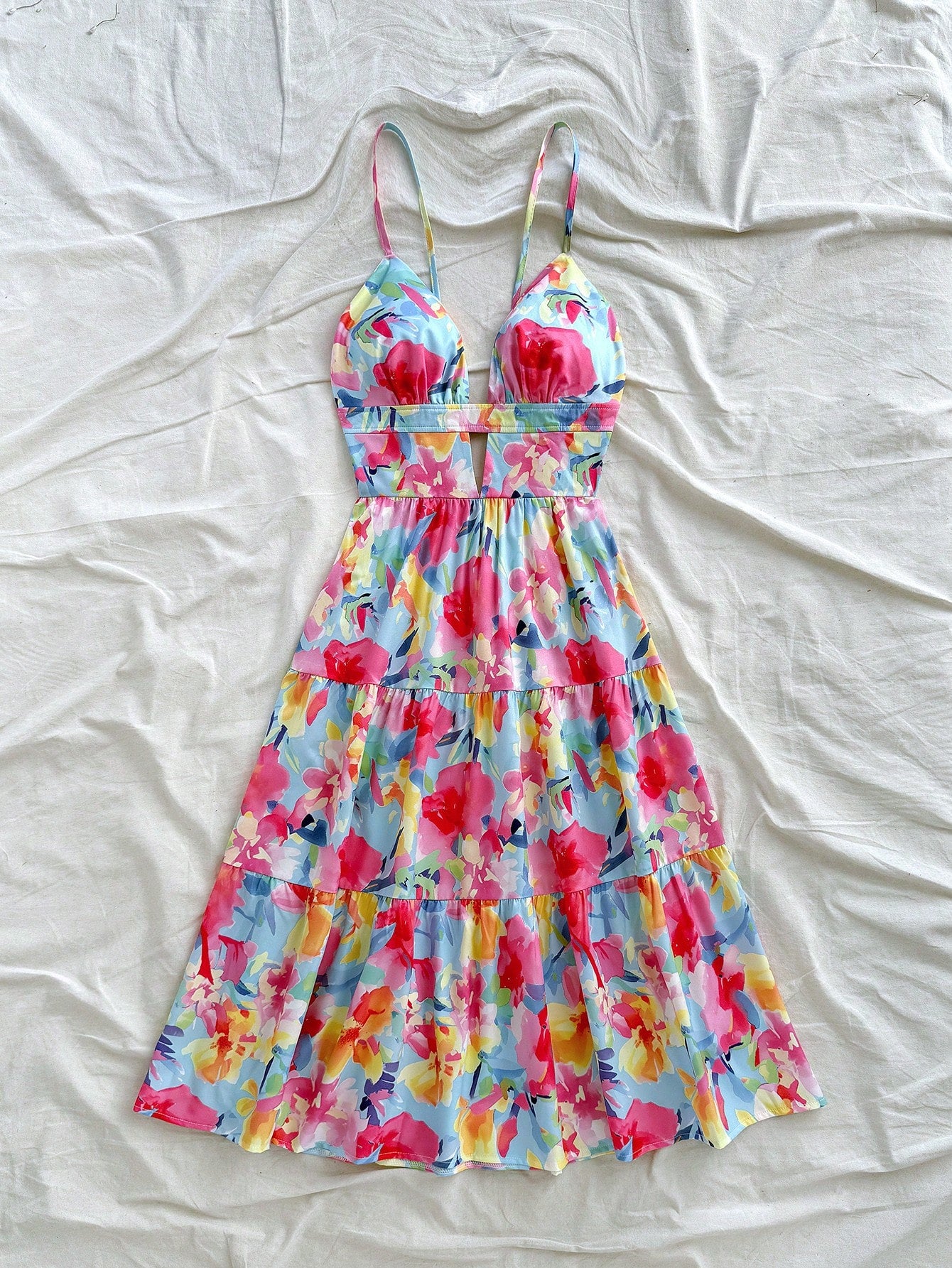 Soleia Women's Sleeveless V-Neck Hollow Backless Colorful Floral Print Mid-Length Dress, Summer Beach Vacation Outfit No Chest Padding