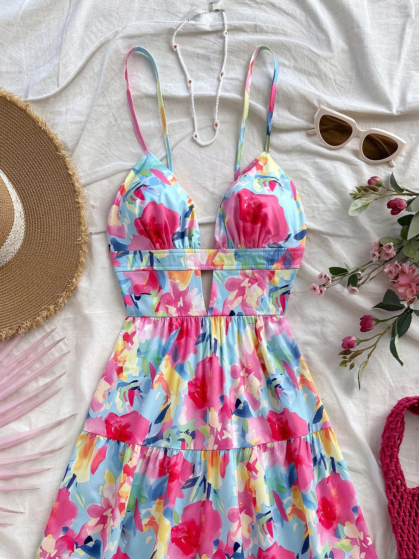 Soleia Women's Sleeveless V-Neck Hollow Backless Colorful Floral Print Mid-Length Dress, Summer Beach Vacation Outfit No Chest Padding