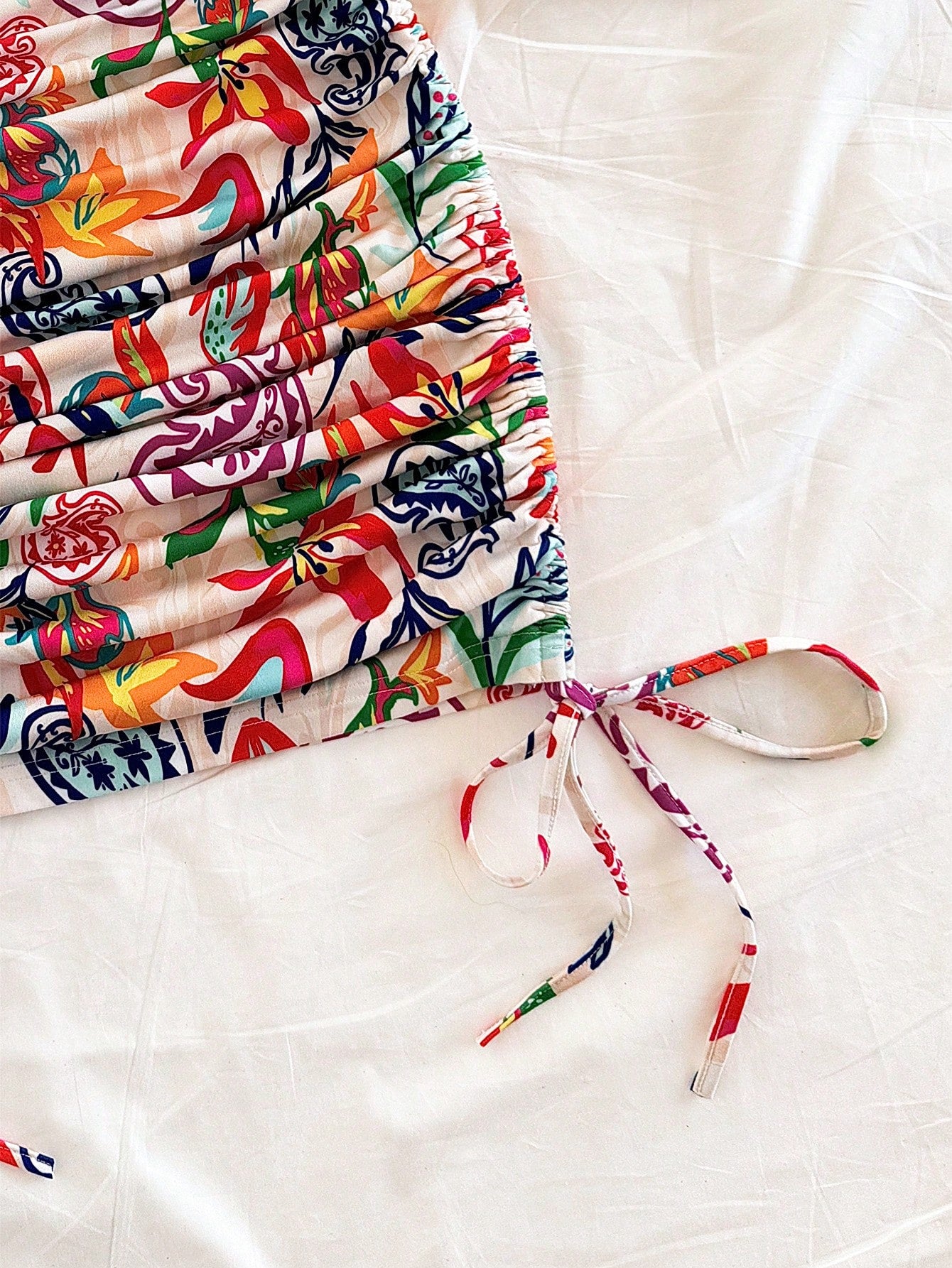 Soleia Women's Summer Holiday Vacation Sleeveless Mini Dress, White Floral Boho Tropical Artsy Graffiti Paisley Print, Drawstring Waist, Ruffle Hem, Beach