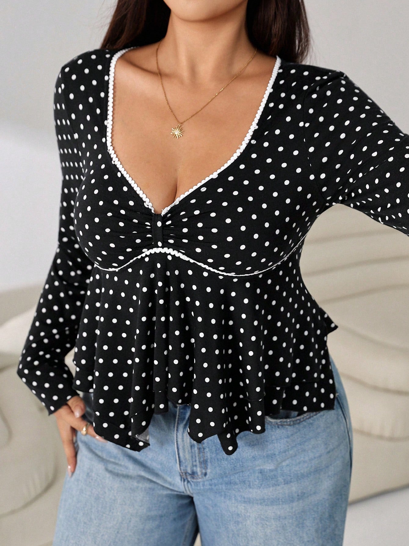Solflare Plus Size Women's Polka Dot Casual Versatile Daily Wear T-Shirt