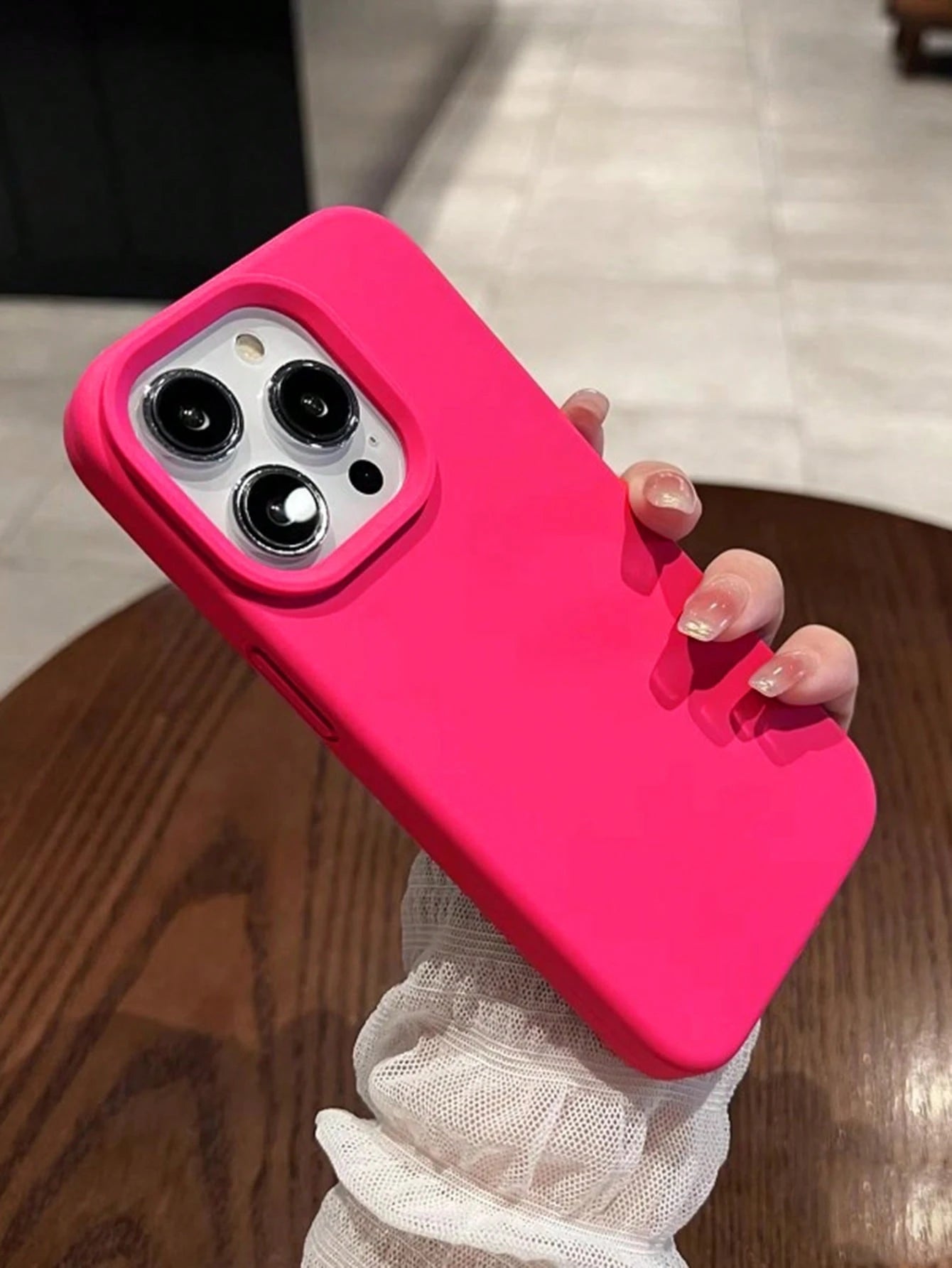 Solid Hot Pink Liquid Silicone 2.0mm Liquid Silicone Phone Case, Full-Body Protection, Compatible With 17/16/15/14/13/12/11 Pro Max Spring Gift, Minimalist