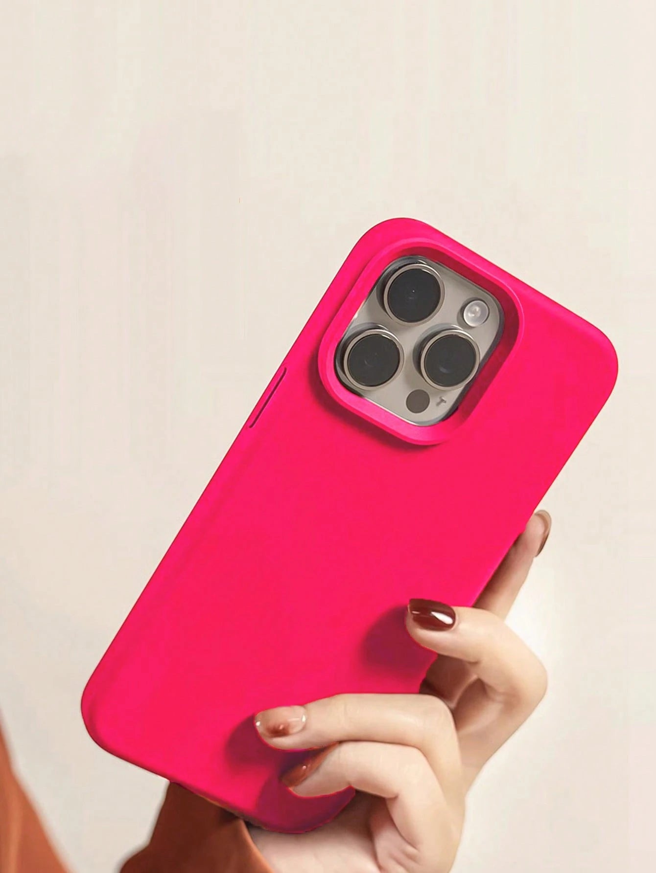 Solid Hot Pink Liquid Silicone 2.0mm Liquid Silicone Phone Case, Full-Body Protection, Compatible With 17/16/15/14/13/12/11 Pro Max Spring Gift, Minimalist