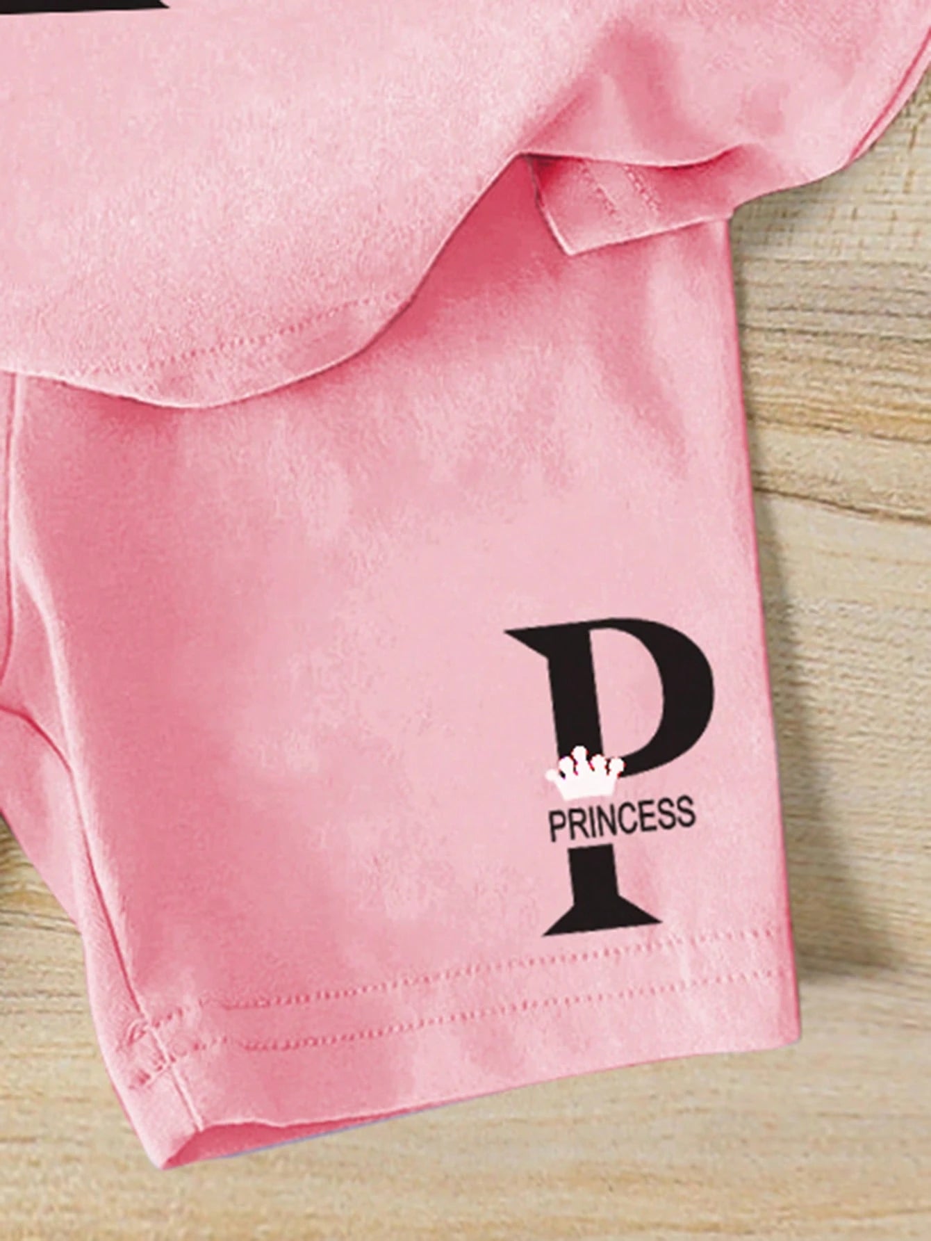Souflis Souflis 1 Set Baby Girls Fashion Sweet Cute Plaid "MAMA'S GIRL" Letter Print Short Sleeve Round Neck T-Shirt And Plaid Shorts Set, Suitable For Casual And Outing Wear, Summer Outfits