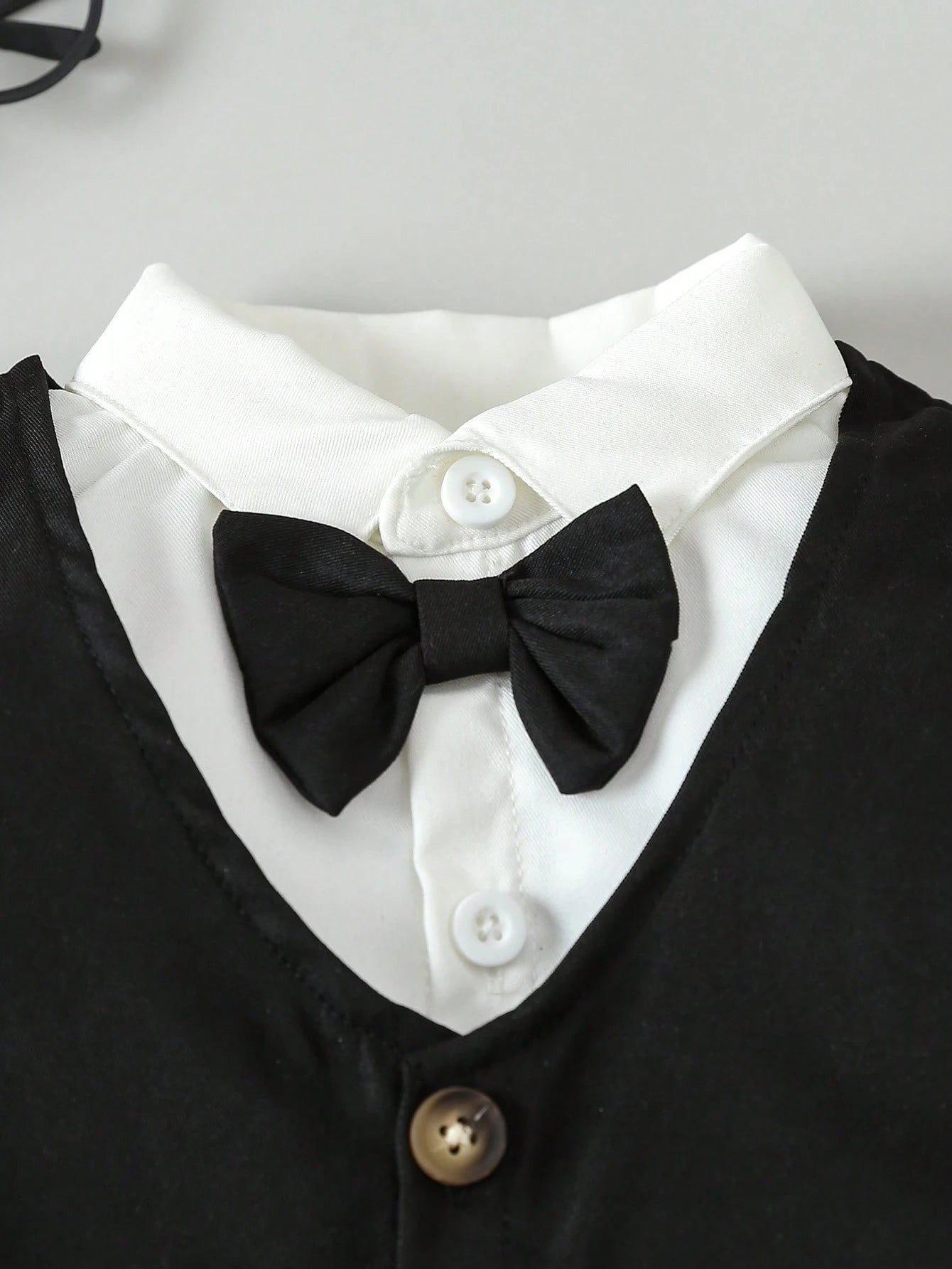 Souflis Souflis Multiple Pieces Baby Boy's Gentleman Style Elegant Classy Buttoned Shirt With Bowtie Suspender Long Pants Four Piece Suit Summer Wedding White Black