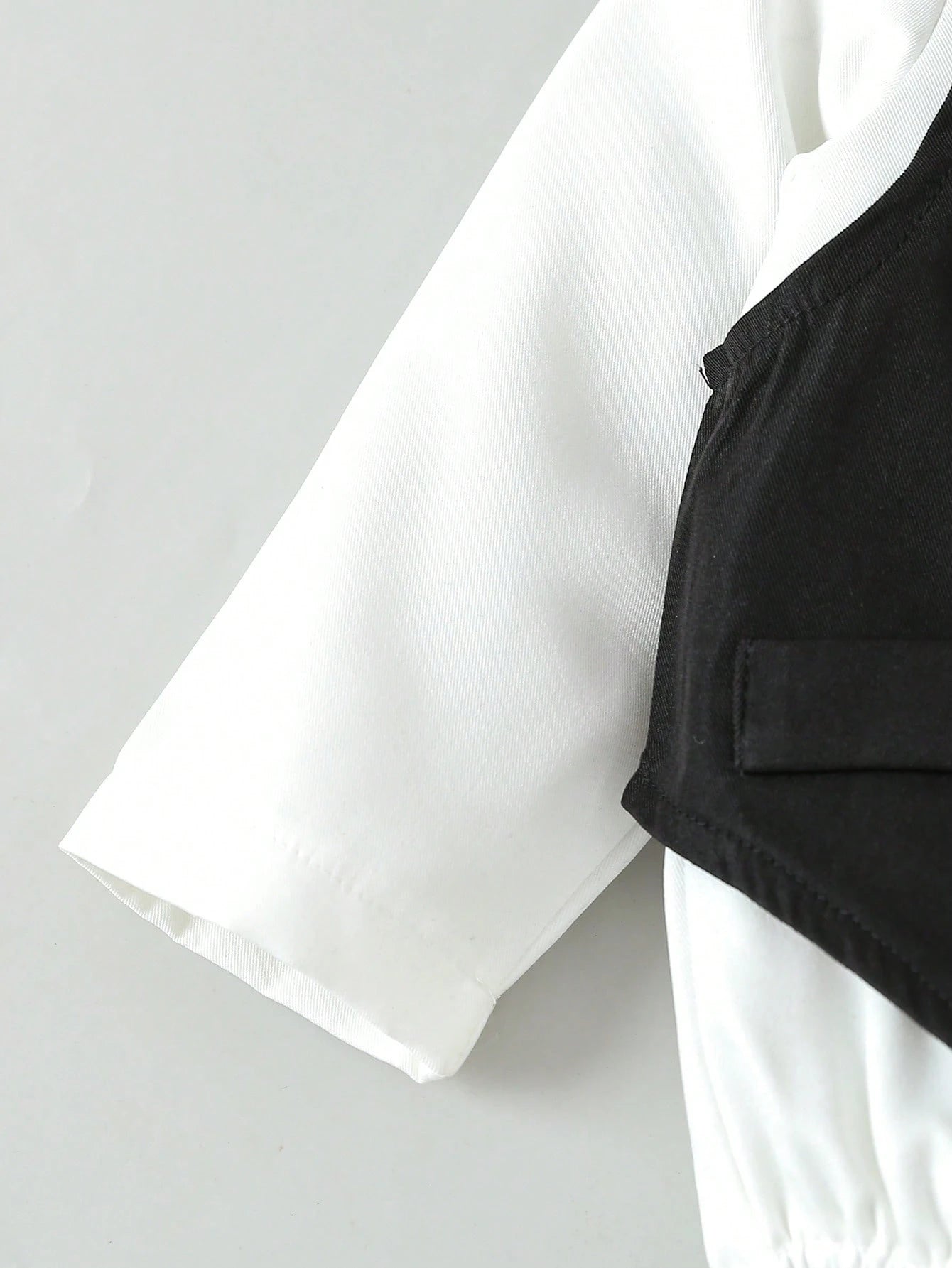 Souflis Souflis Multiple Pieces Baby Boy's Gentleman Style Elegant Classy Buttoned Shirt With Bowtie Suspender Long Pants Four Piece Suit Summer Wedding White Black