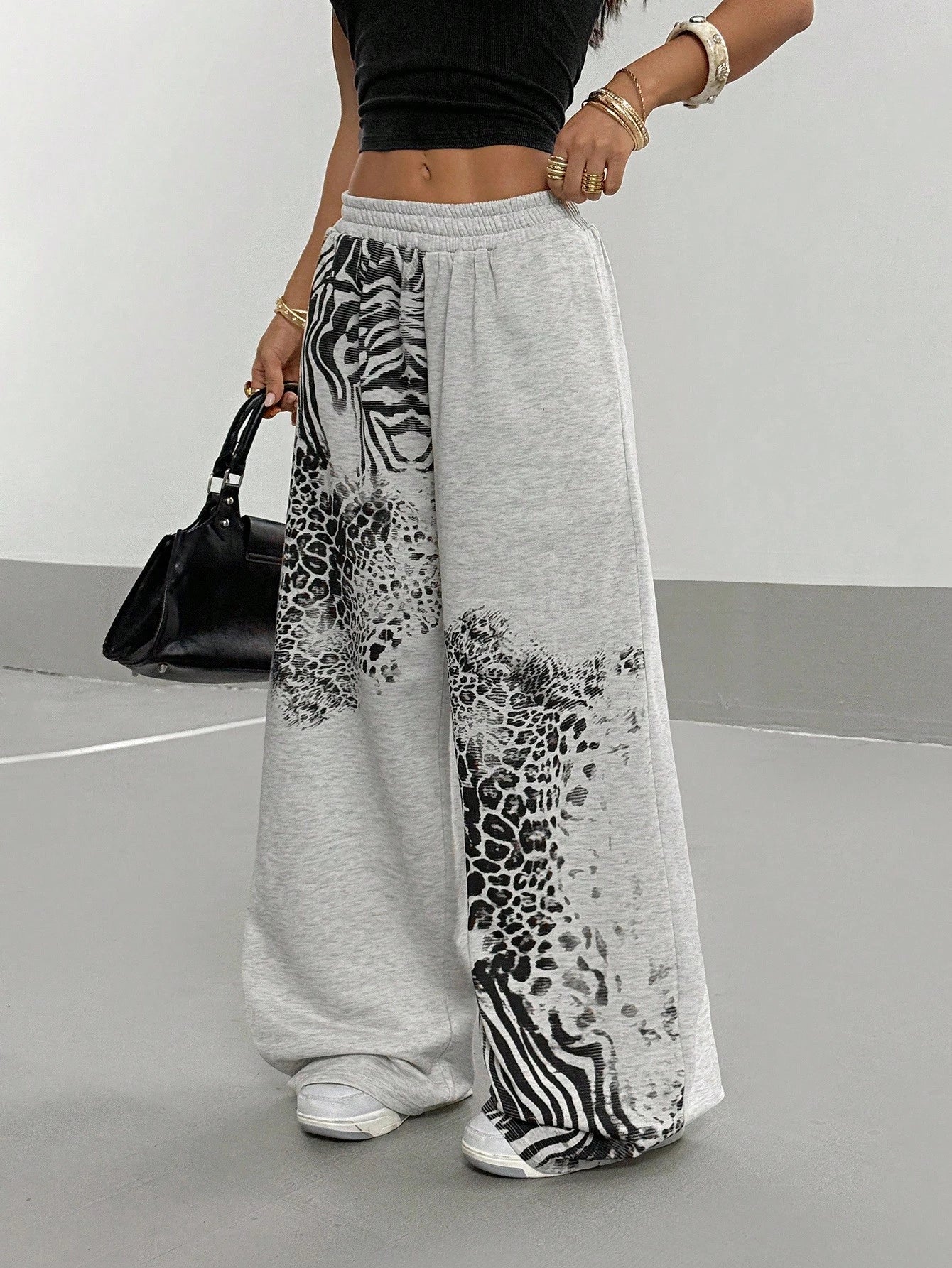 StreetHx Women's Light Grey Leopard Print Streetwear Athleisure Oversized Punk Y2K Baddie Academia Back To School Sports Homewear Casual Sweatpants Summer