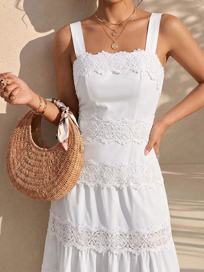 Structelle Women's Casual French Vacation Style Solid Color Wide Strap Multi-Layer Lace Patchwork Hollow Out Cami Dress, French Romantic, Beach Vacation, Light Vintage, Gentle Pure Desire Style
