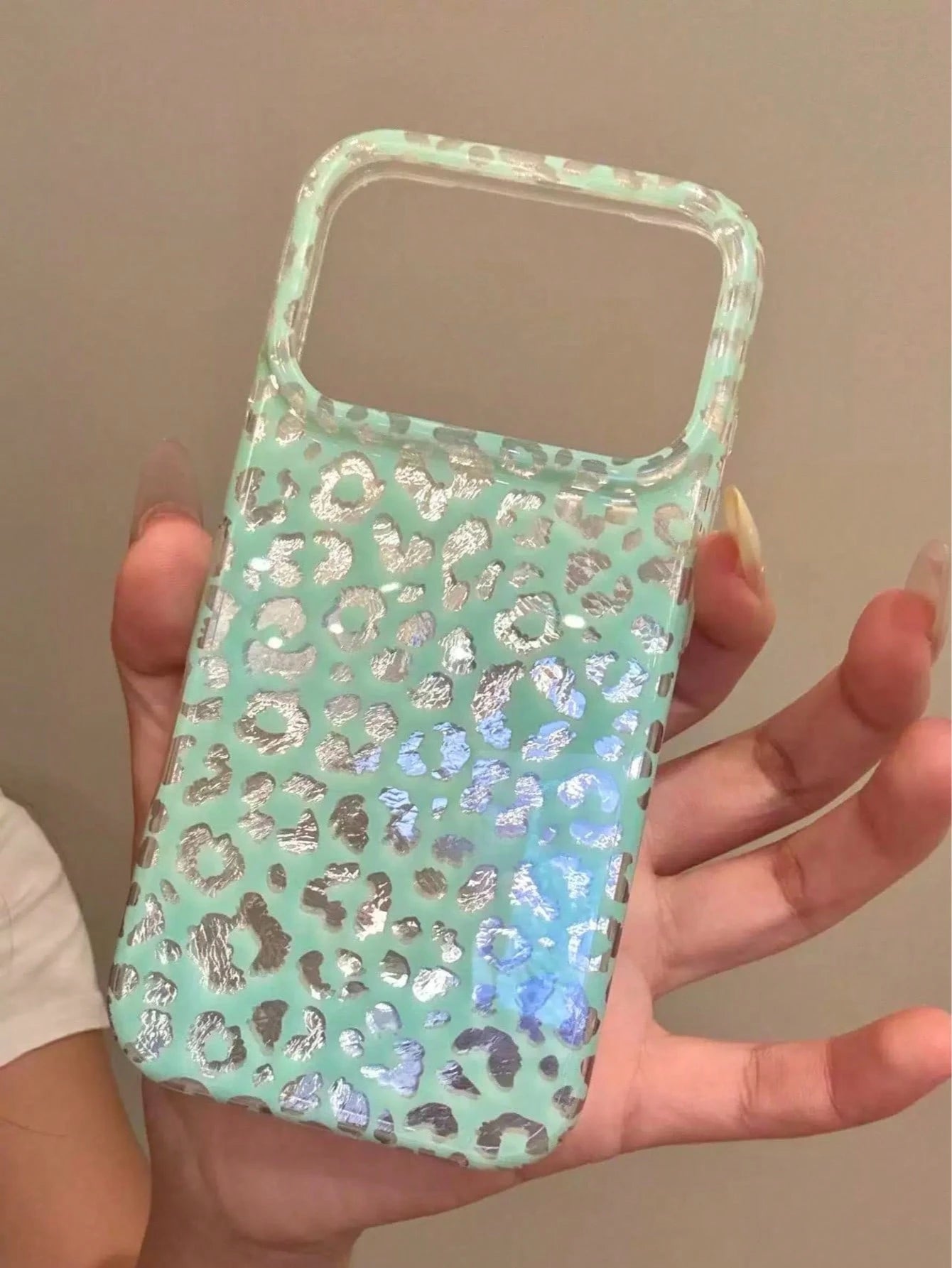Summer Ins Mint Green Hollow Silver Leopard Print Phone Case Compatible With Apple 17 Pro Max, 16 Pro, New 17 Pro, 15 Pro Max, Korean Style Anti-Drop Protective Cover For Girls