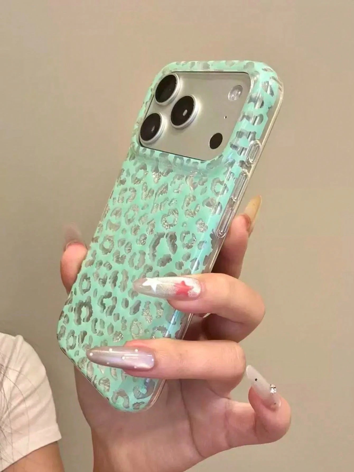 Summer Ins Mint Green Hollow Silver Leopard Print Phone Case Compatible With Apple 17 Pro Max, 16 Pro, New 17 Pro, 15 Pro Max, Korean Style Anti-Drop Protective Cover For Girls