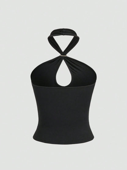 Sweetra Sexy Backless Solid Color Metal Decor Fitted Crop Top, Chic & Stylish
