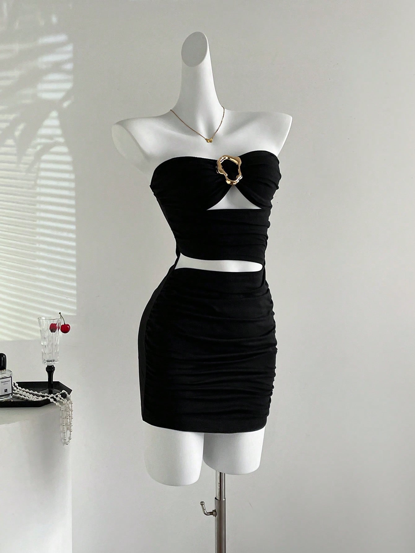 Sweetra Women's Sexy Fitted Strapless Mini Dress With Metal Buckle