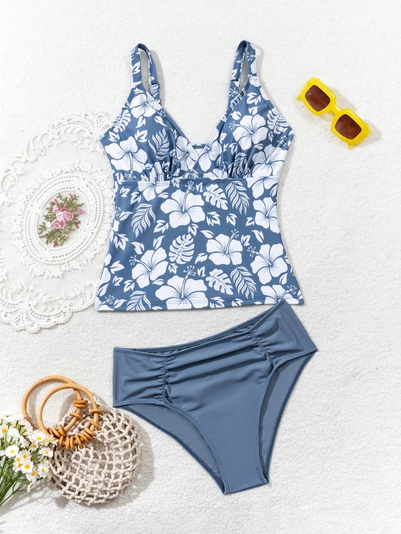 Swim Lushoire Summer Women's V-Neck Flower Print Slimming Beach Holiday Camisole Spaghetti Strap Top Bikini