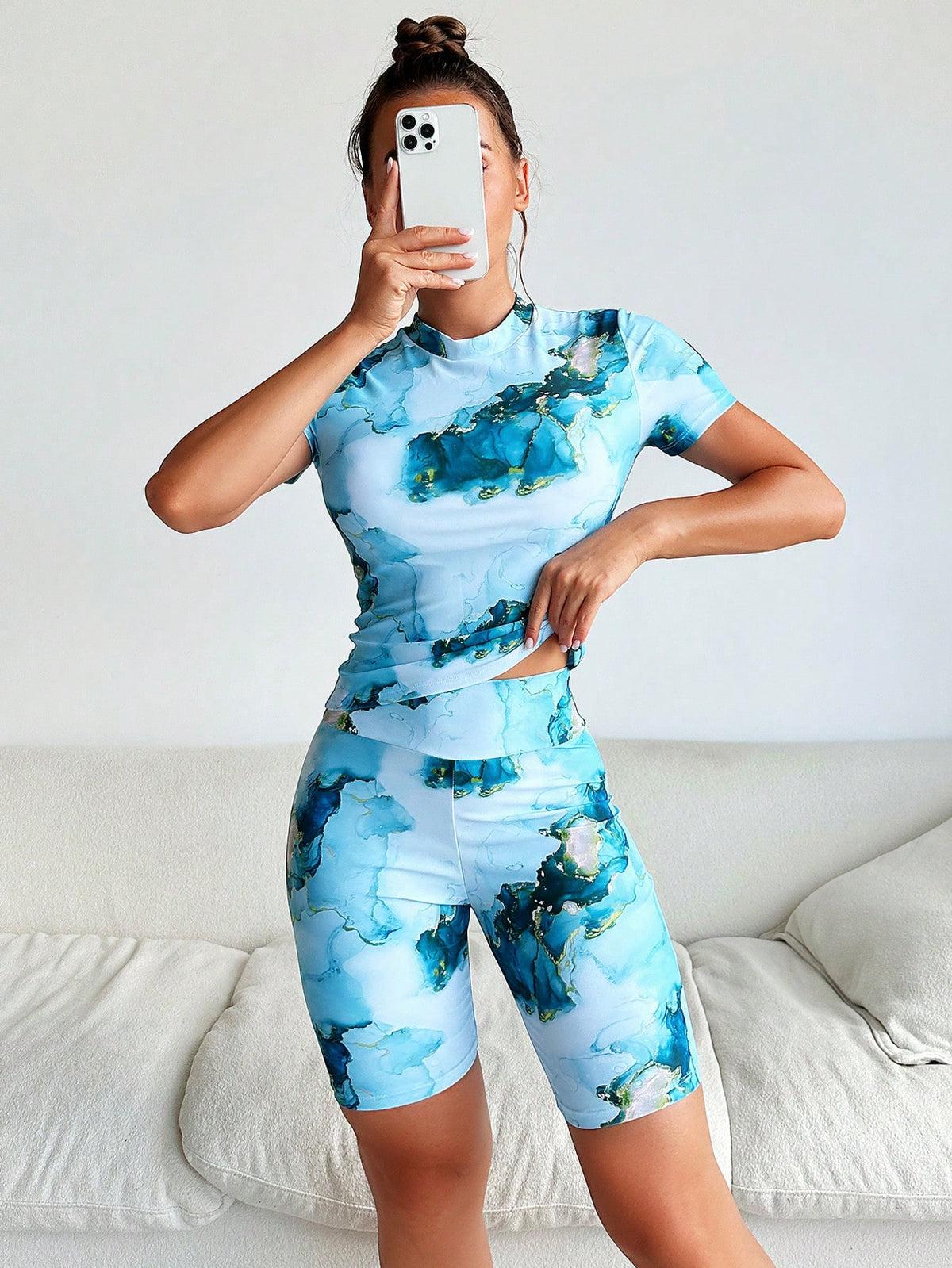 Swim SPRTY Summer Beach Marble Print Rashguard With Short Sleeve