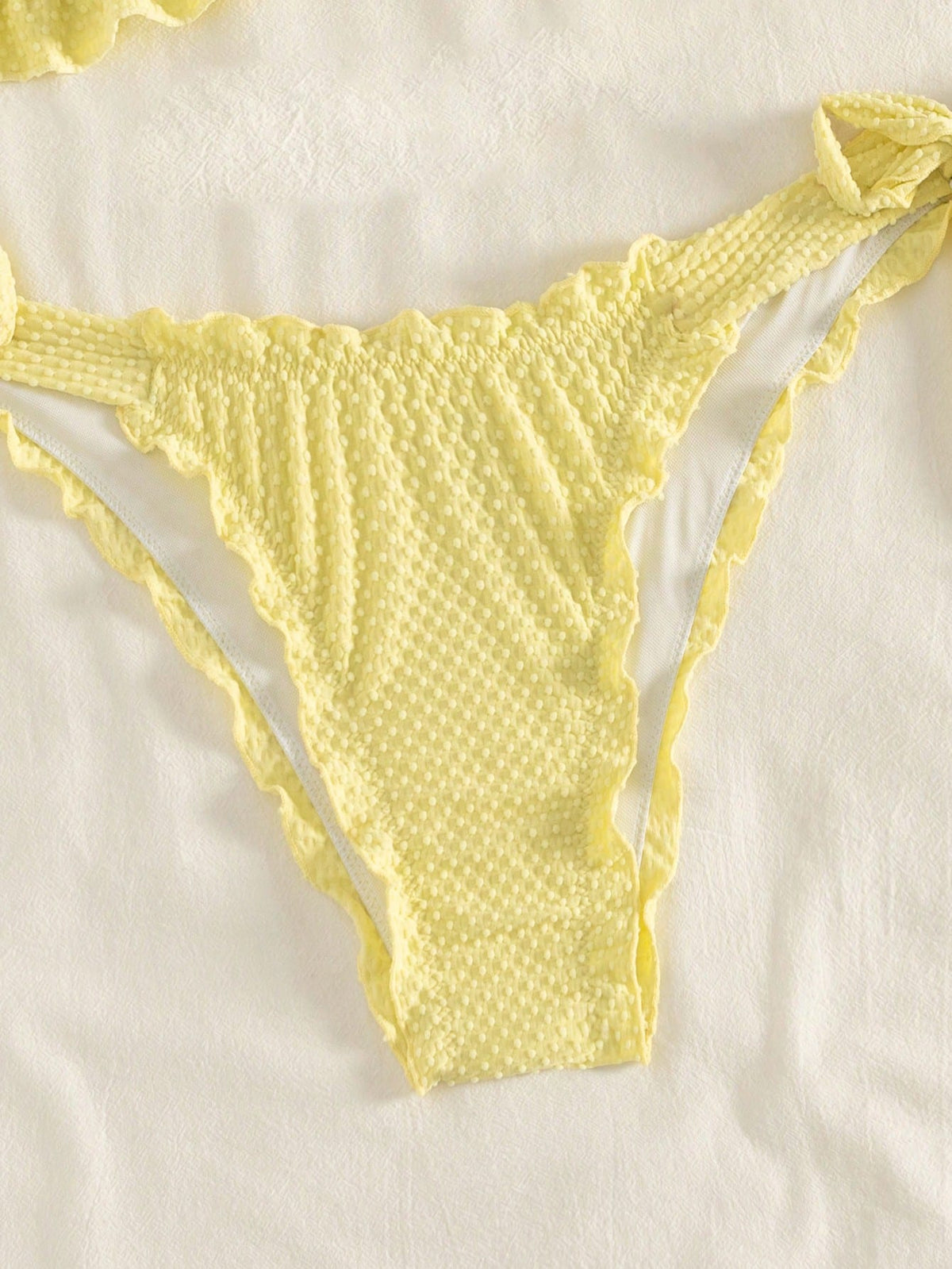Swim Vcay Bonvoyette-D Cute Summer Yellow Beach Holiday 2-Piece Set,Bubble Textured Knit Strapless Tie Bow Ruffle Hem Cropped Top And High Cut Tie Waist Shorts