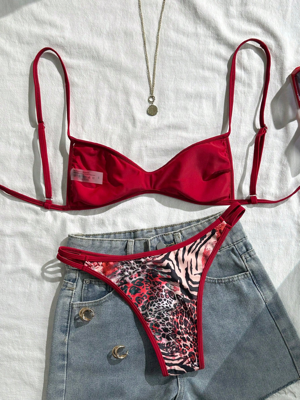 Swim Vcay Random Print Wireless Adjustable Strap Top & Shorts Women Summer Beach Holiday Bikini Set
