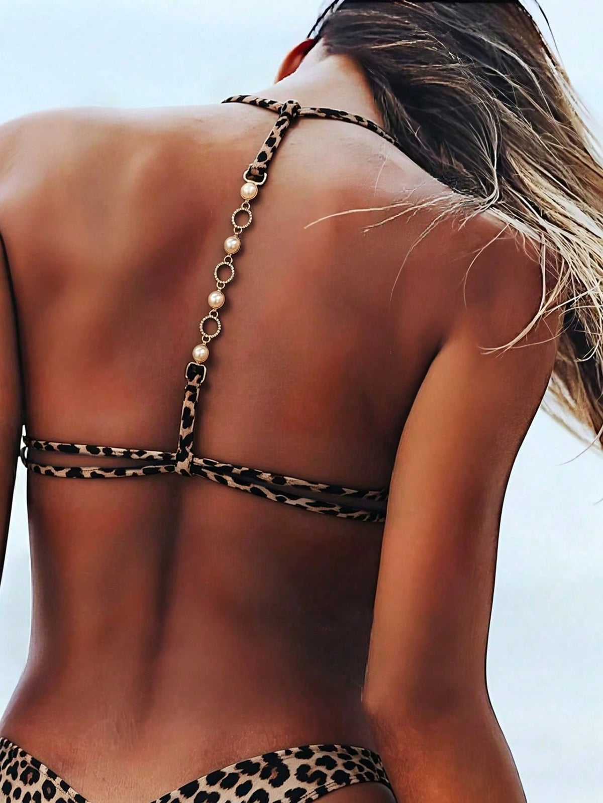 Swim Vcay Women's Vacation Beach Leopard Print Metal Buckle Ruched Sexy Fashion Swimsuit Top