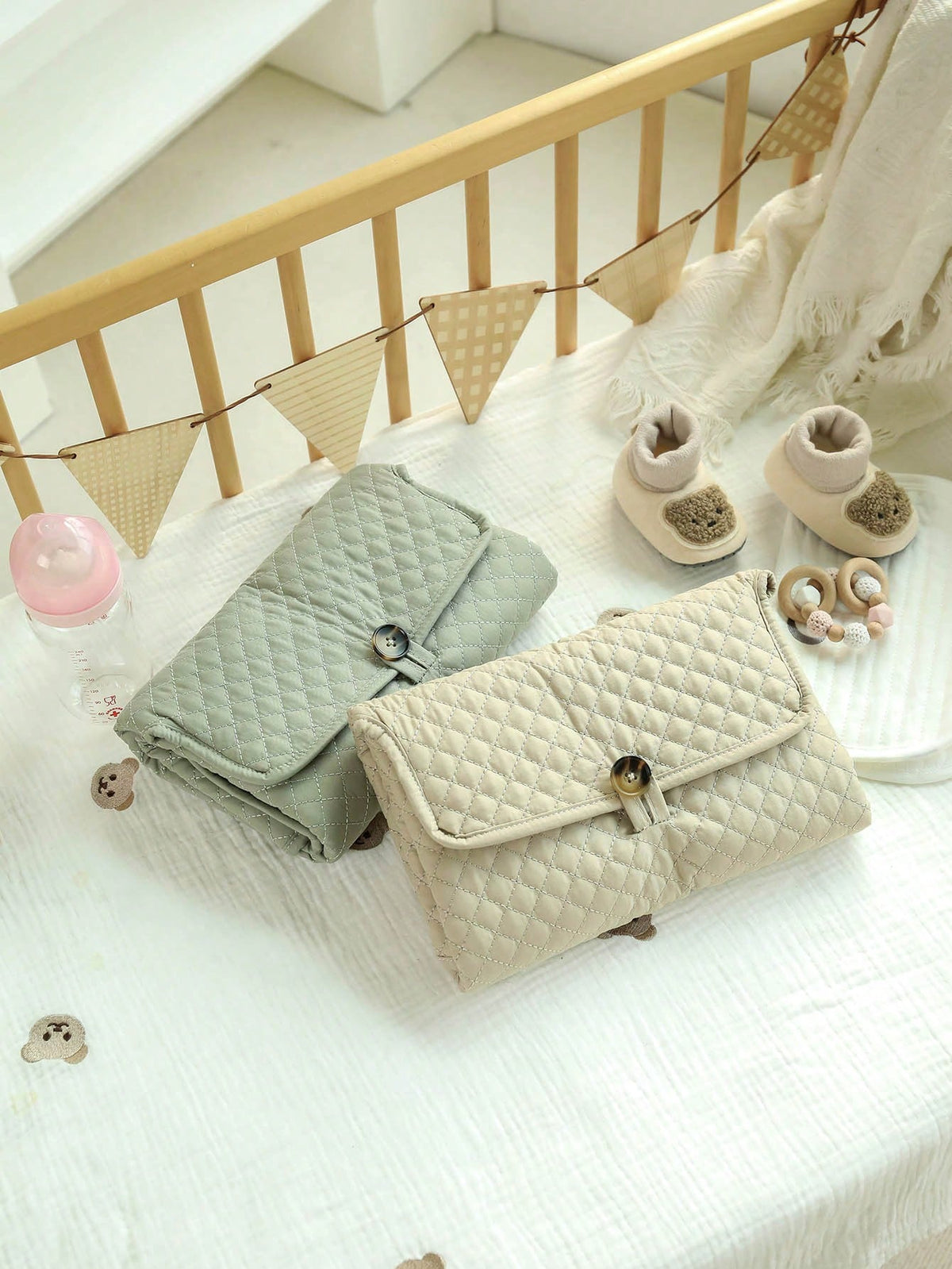 Thick Quilted Diaper Bag With Pad, Suitable For Baby Boys And Girls, Machine Washable, Indoor And Outdoor Use, Essential Baby Item, Great Gift