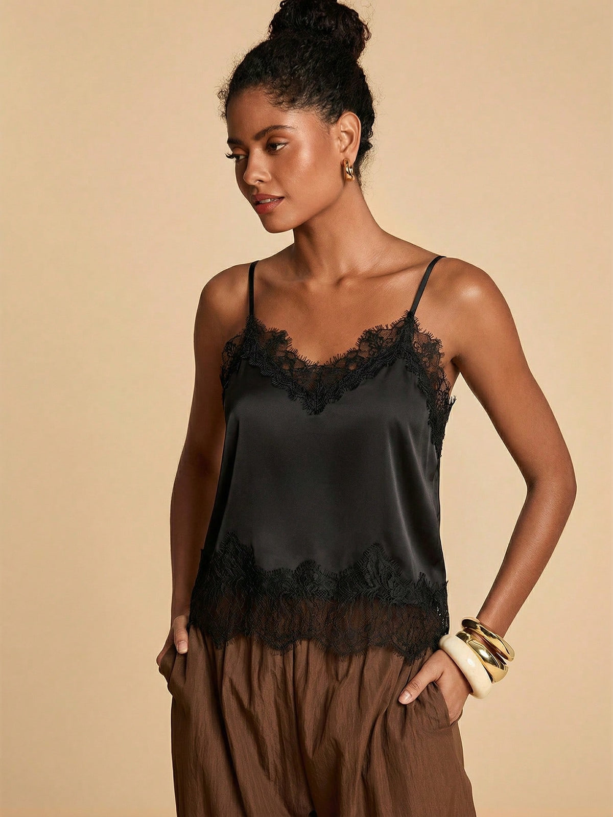 Travachic Women's Black Elegant Lace Patchwork Camisole Top, Summer Holiday Night Out Top, Boho V-Neck Satin Cami Top, Beach Party, Casual Wedding Guest