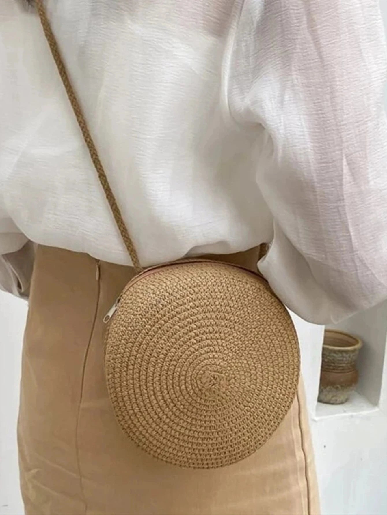 Tropiscape Mini Minimalist Straw Bag Simple Round Straw Bag,Mini Woven Crossbody Bag,Women's Summer Purse (6.3 X 6.3) Inch Mini Round Straw Woven Crossbody Bag,Fashion Braided Circle Purse,Summer Bag