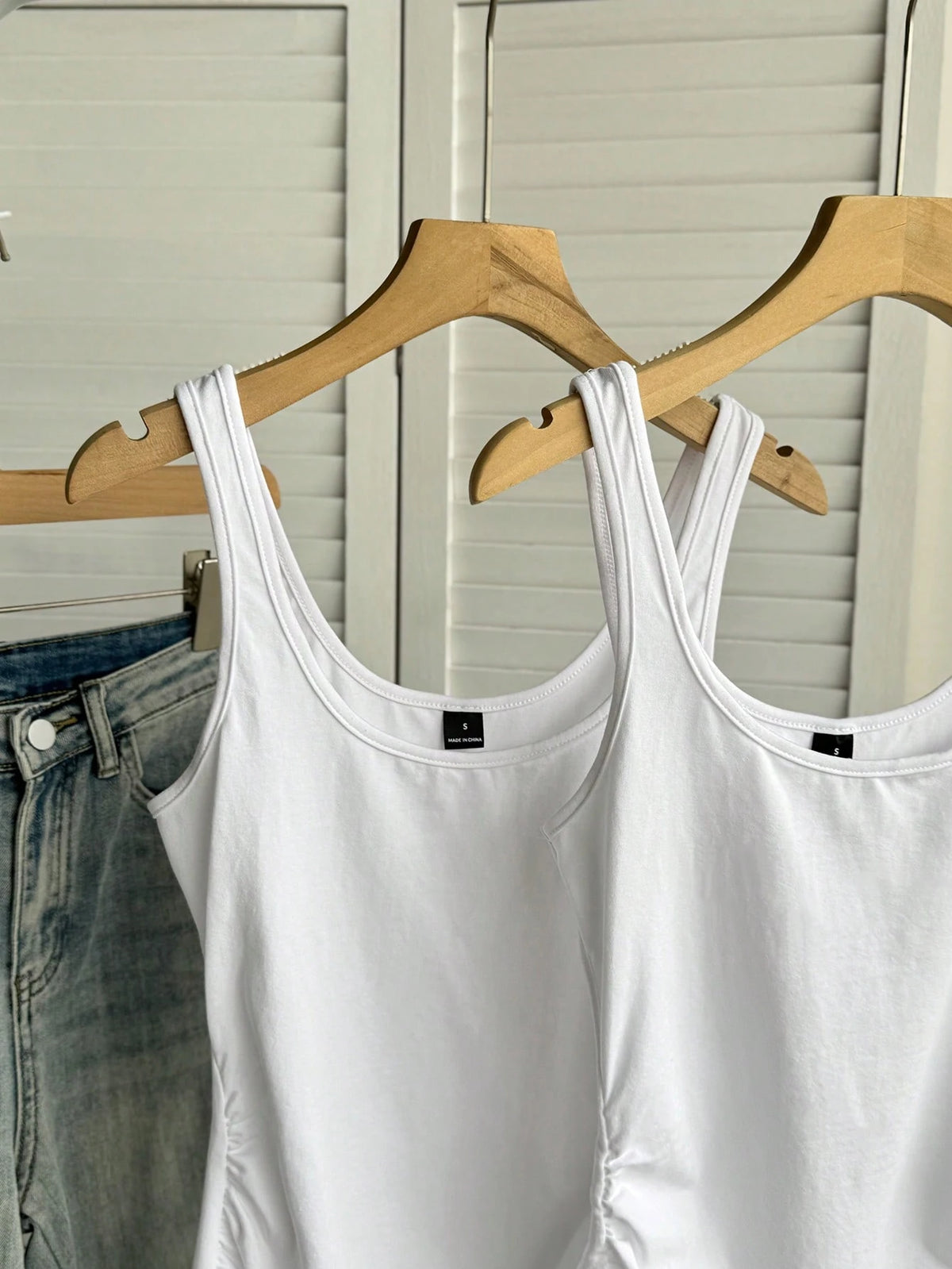 Tseoso 2pcs Women White Summer Casual Scoop Neck Ruched Waist Fitted Tank Top Set,Workout 95% Cotton Basic Tops,Vintage Cute Softgirl Daily Wear Fall Clothes