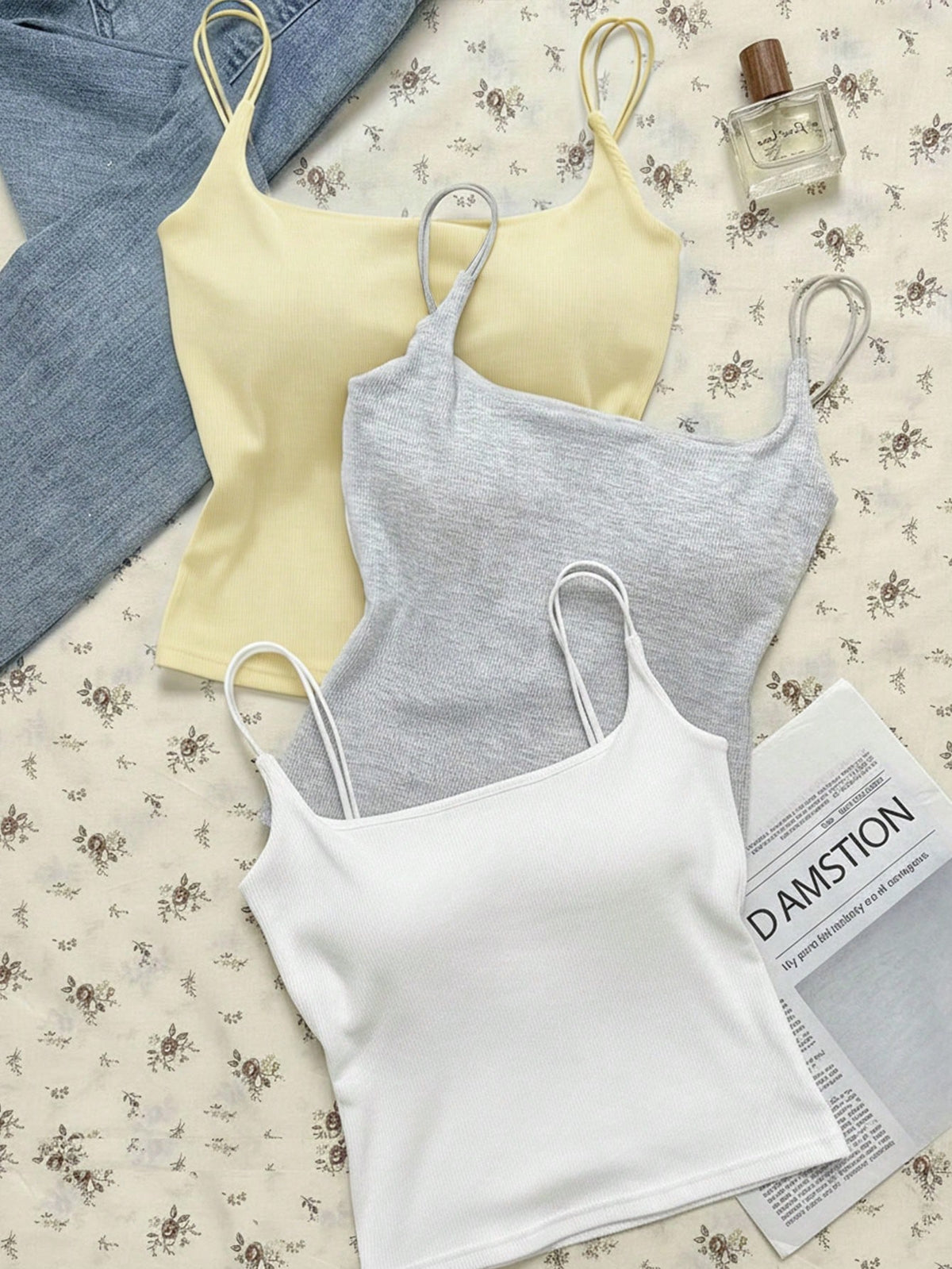 Tseoso 3 Packs Women's Ribbed Camisole Tops With Built-In Padded Bra,White And Yellow,Summer,Casual,Gym Versatile Tank Tops For Sports,Streetwear & School