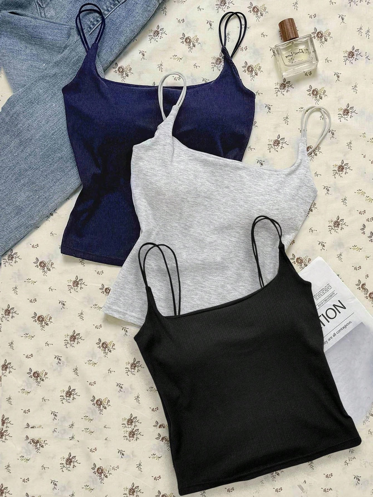 Tseoso 3 Packs Women's Ribbed Camisole Tops With Built-In Padded Bra,White And Yellow,Summer,Casual,Gym Versatile Tank Tops For Sports,Streetwear & School