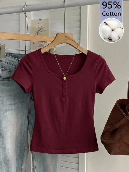 Tseoso Casual Minimalist Burgundy Cotton Henley Neck Short Sleeve Women's T-Shirt Suitable For Summer
