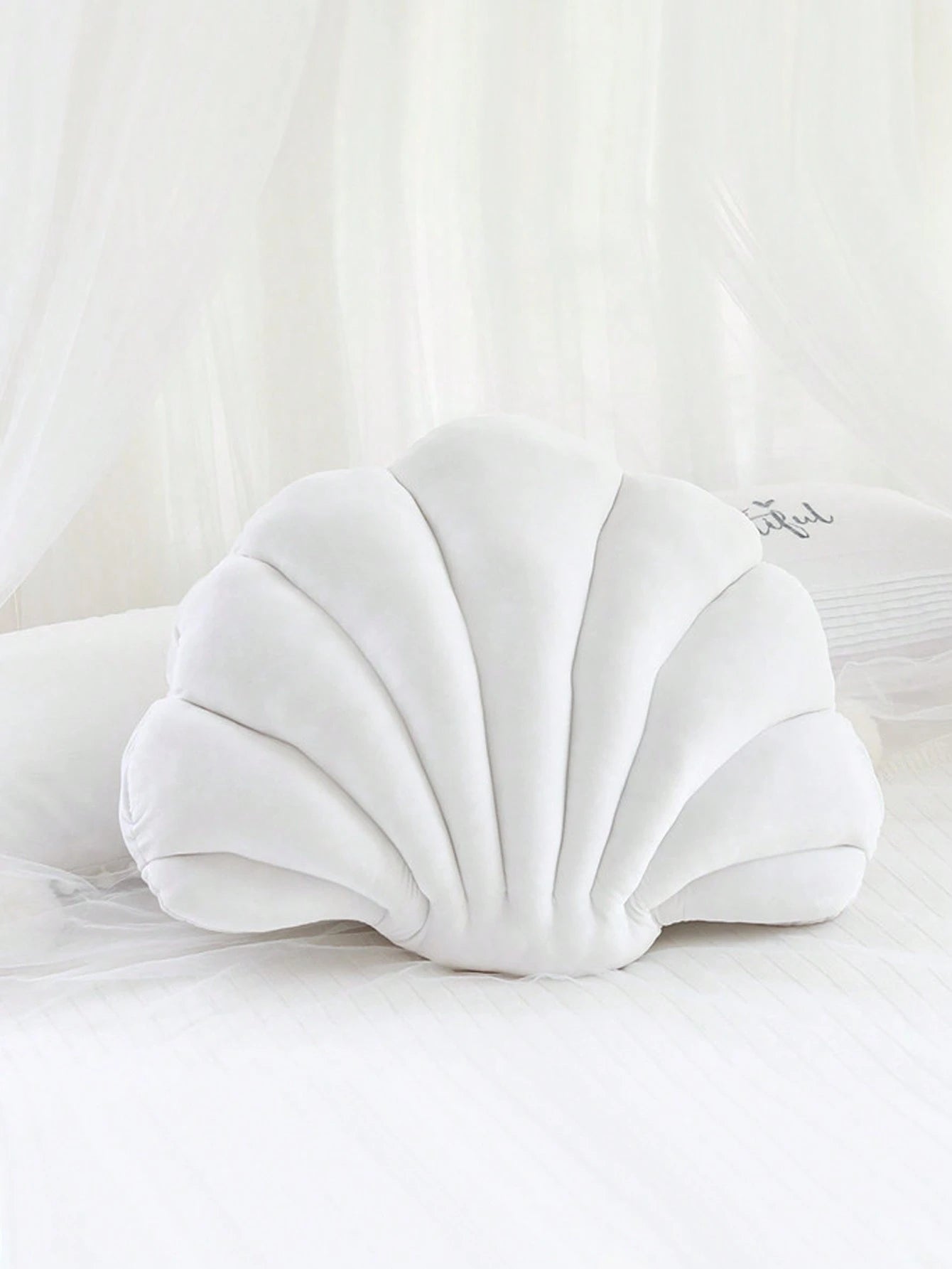 Velvet Seashell Throw Pillow, Ocean Theme Home Decor Pillow For Sofa And Office