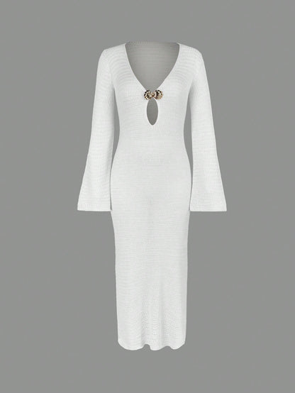 Women's Bohemian Style Deep V-Neck Sheer Cover-Up Maxi Dress, Shell-Shaped Metal Buckle, Flared Sleeves, Summer Beach Vacation Outfit White