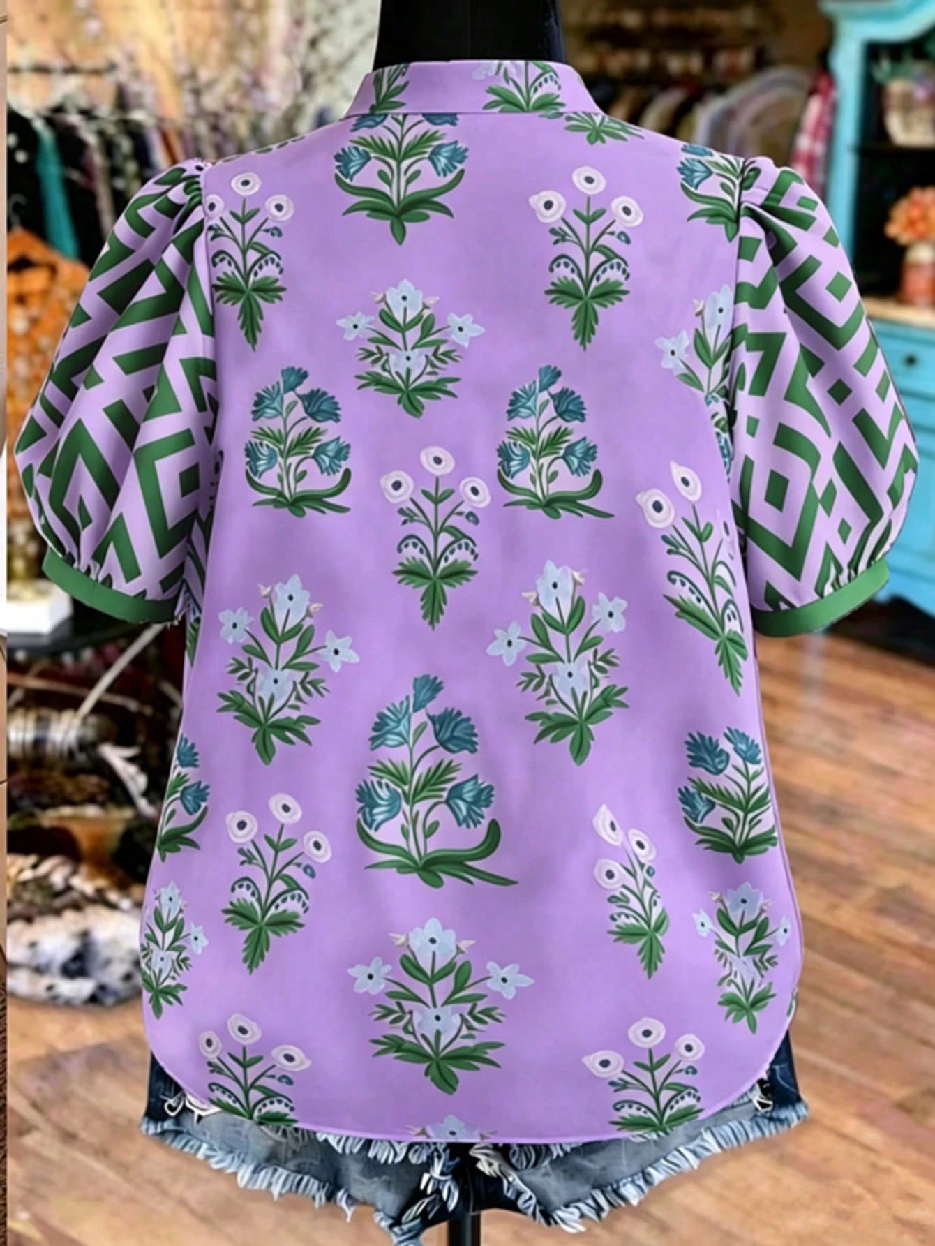Women's Bohemian Style Printed Short Sleeve Puff Sleeve Henley Collar Shirt, Regular Fit, Polyester Fabric Vacation Summer