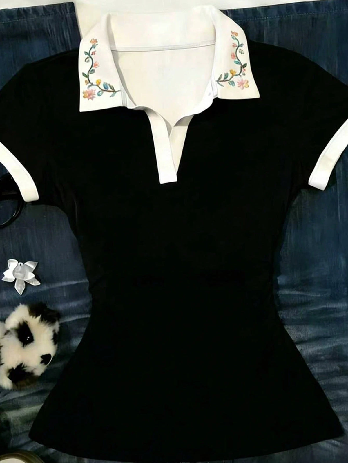 Women's Casual Vacation & Commute Floral Embroidery V-Neck Fitted T-Shirt, Summer