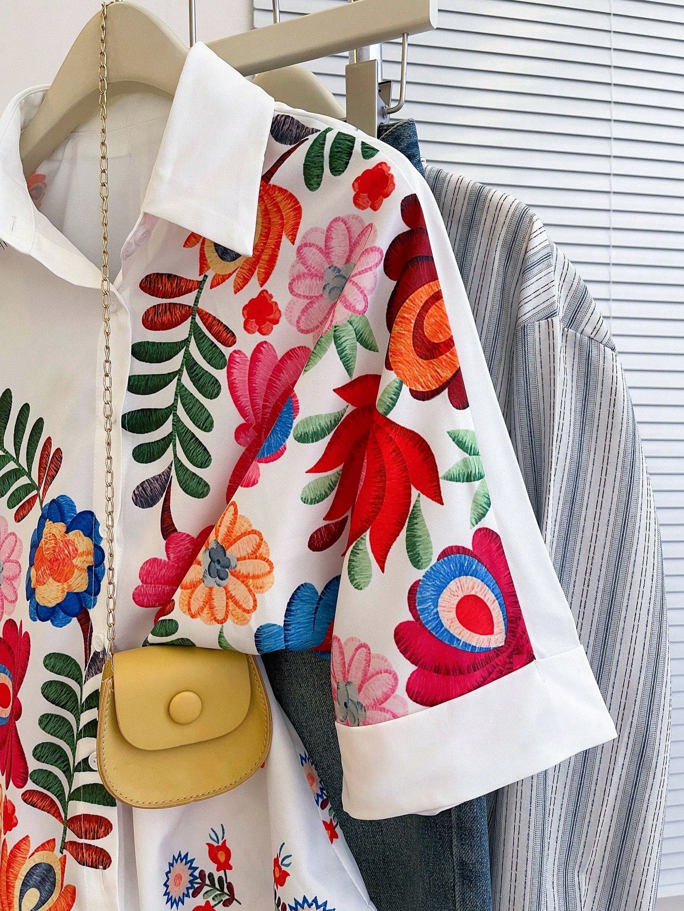 Women's Floral Print Batwing Sleeve Short Sleeve Casual Vacation Loose Shirt, Summer White