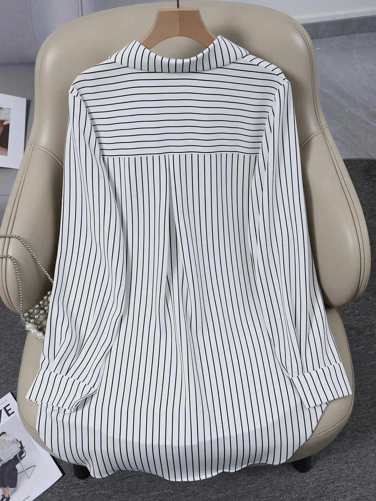 Women's Long Sleeve Single-Breasted Casual Loose Striped Long Shirt, Loose Casual Commuter Style Versatile Long Sleeve Top For All Seasons White