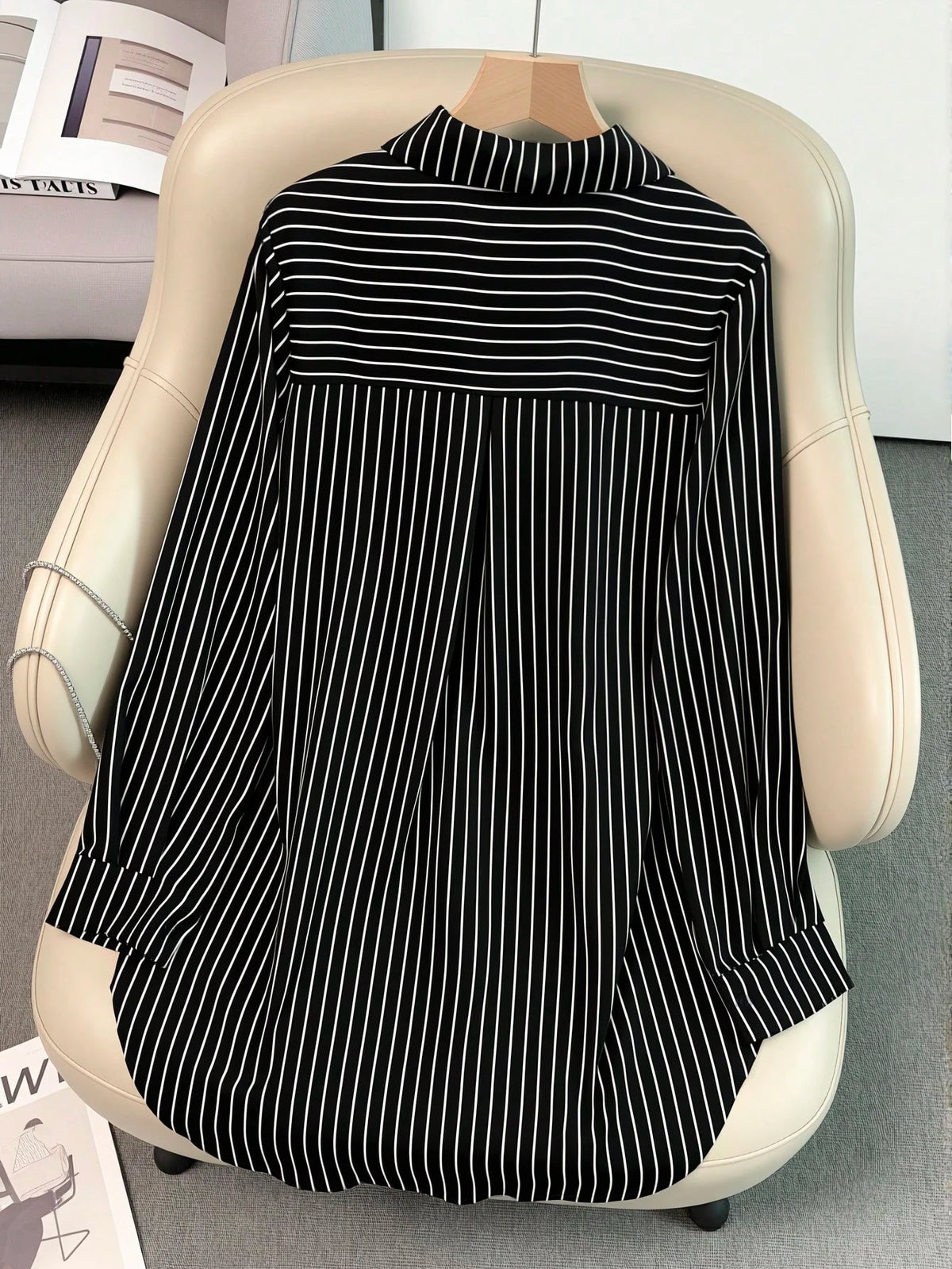 Women's Long Sleeve Single-Breasted Casual Loose Striped Long Shirt, Loose Casual Commuter Style Versatile Long Sleeve Top For All Seasons White