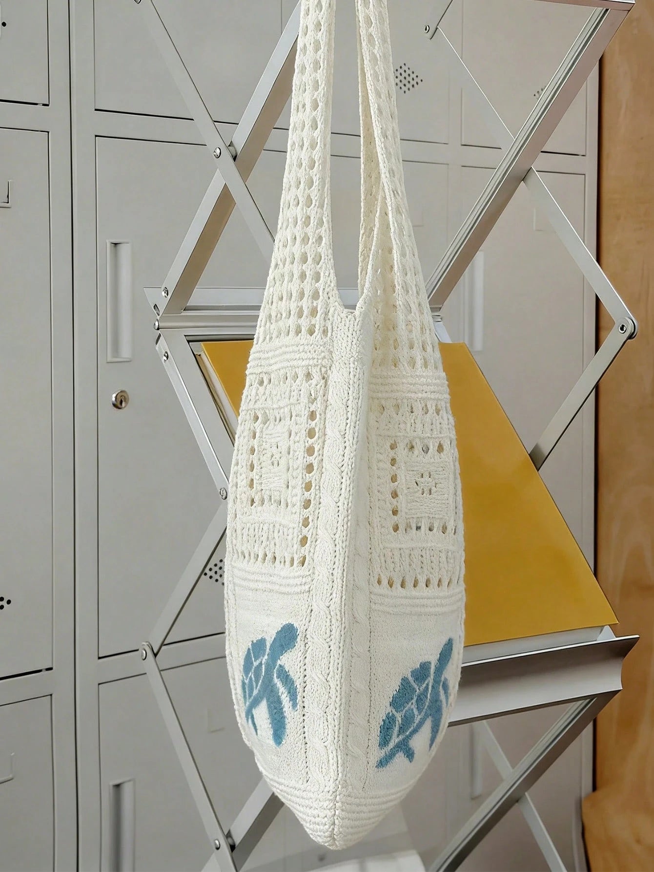 Women's Summer Beach Tote Bag- Crochet Knitted Sea Turtle Pattern Design, Large Capacity Open-Top Tote, Beige Polyester Material, Suitable For Casual Outings And Beach Vacations, Beach Tote Bag, Trav