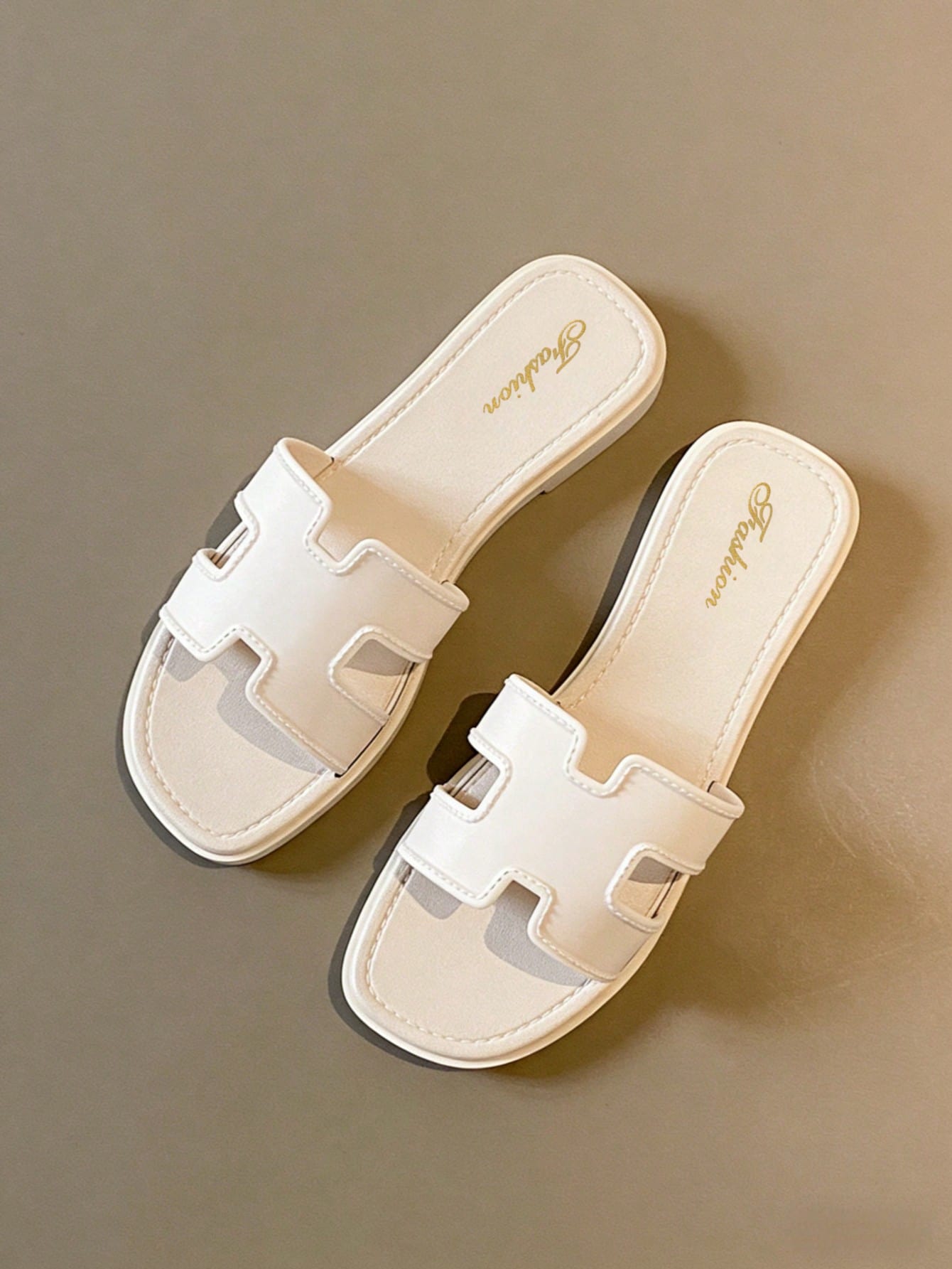 Women's Summer Sandals H-Strap Design White Flats Women's Vacation Sandals Women's Flat Sandals White Sandals House Shoes Elegant Women's Sandals Teacher Women's Clogs Beach Shoes Beach Essentials Mil