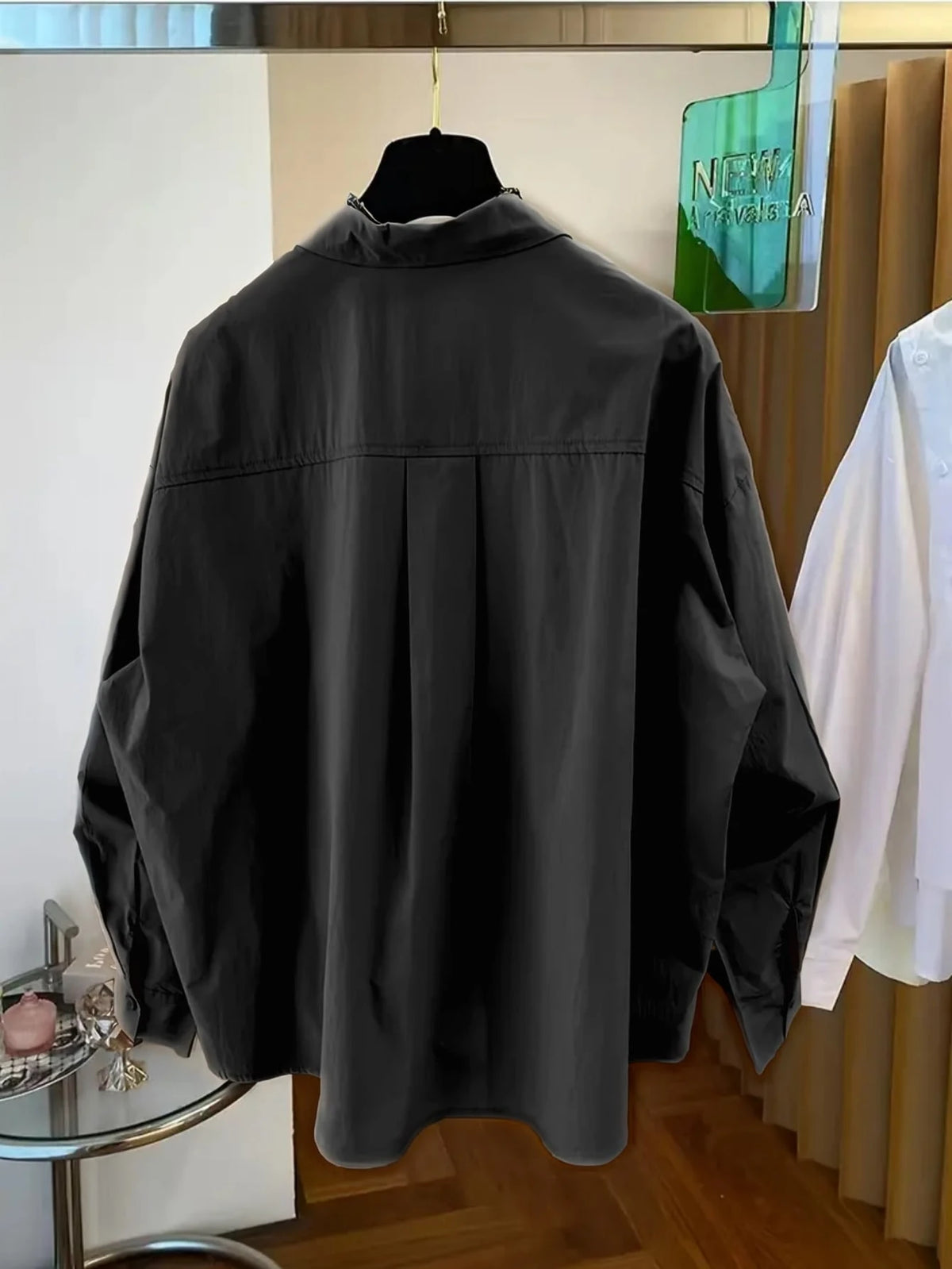 Women's Unique Asymmetric Hem Black Shirt, Spring/Summer/Autumn/Winter, Solid Color Button Pocket, Elegant Simple Casual, Commute Vacation Daily Wear