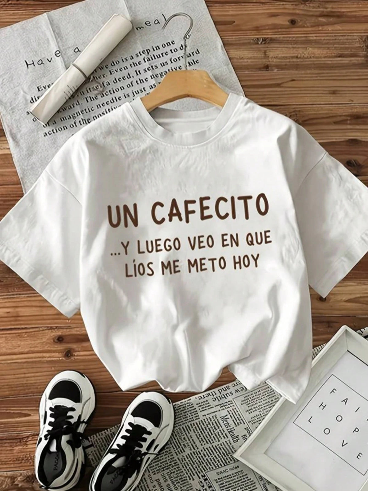 Women's White Crew Neck Short Sleeve T-Shirt With Spanish Slogan Print, Casual Regular Length Knit Top Summer