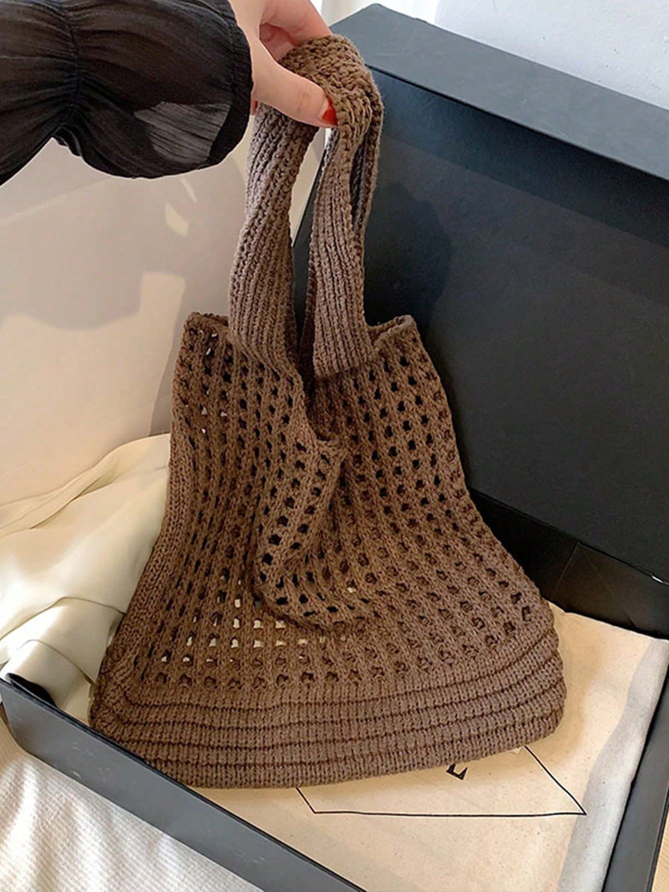 Yogodlns Women's Knitted Shoulder Bag, Vintage Hollow Woven Large Capacity Floral Decor Shopping Handbag, Crochet Bag, Crochet Tote, Summer Beach Tote, Vacationcore