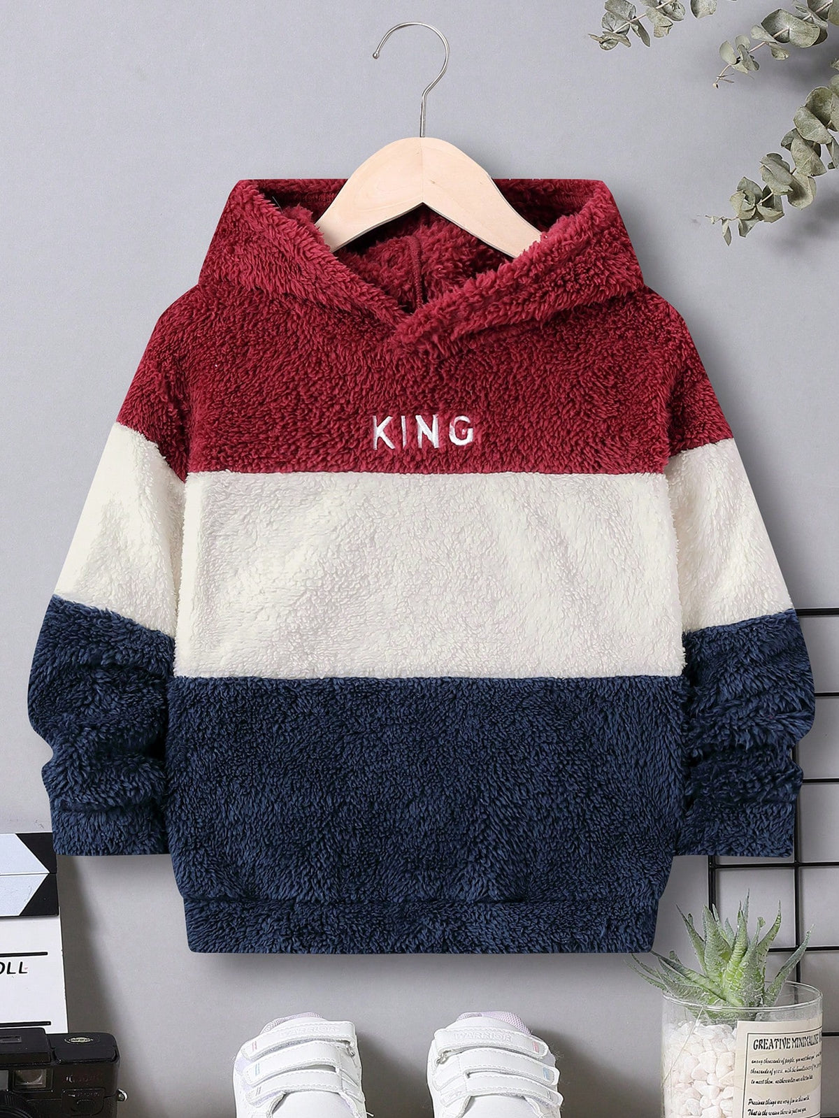 Young Boy Letter Embroidery Colorblock Teddy Sweatshirt,In Fall/Winter